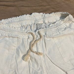 Linen cream colored pants with drawstring